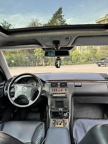 Продажа авто: Mercedes-Benz E-Class: 2001 г., 4.3 л, Автомат, Бензин, Седан — 6