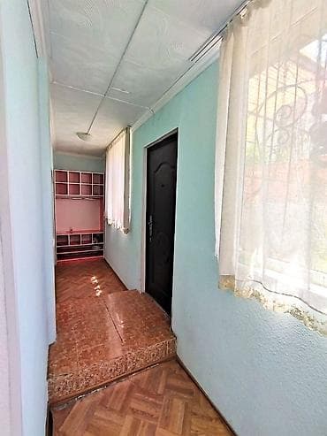 танцевального зала: Сдаю 2-комн. в цокольном помещении, вход отдельный под квартиру — 3
