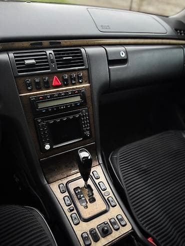 Mercedes-Benz E-Class: 2000 г., 4.3 л, Автомат, Бензин, Седан — 10