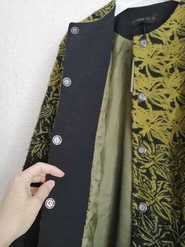 срочно в связи с переездом: Пальто-пиджак на весну, новое, производство Турция. Распродажа ниже — 3