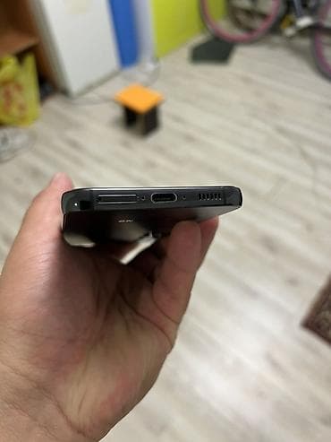samsung galaxy 21s: Samsung Galaxy S23, цвет - Черный — 4
