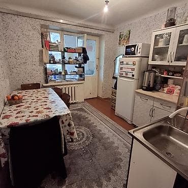 30: 1 комната, 30 м², 10 мкр Малосемейка, 2 этаж, Косметический ремонт — 2