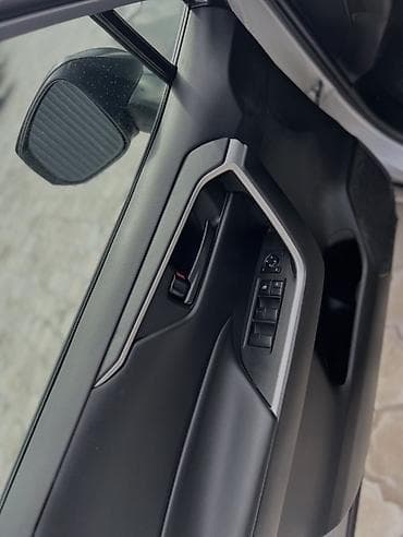 range rower: Toyota RAV4: 2019 г., Автомат — 2