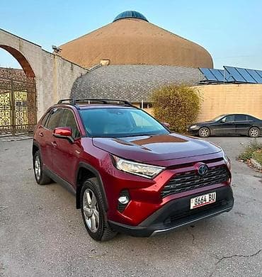Toyota RAV4: 2019 г., 2.4 л, Автомат, Гибрид, Кроссовер