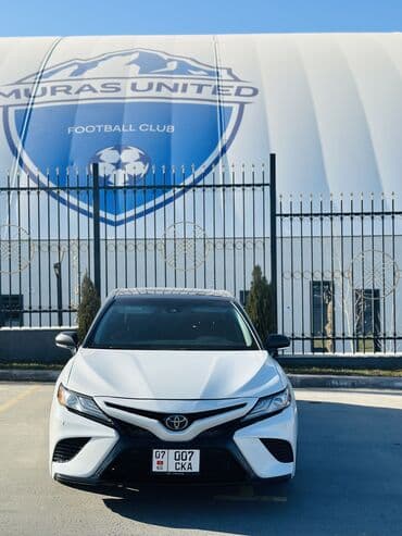 дом на калесох: Toyota Camry: 2018 г., 2.5 л, Автомат, Бензиновая, Седан — 5