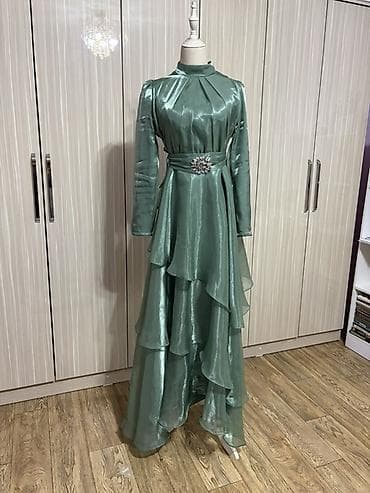 длинная платья: Вечерние платья в пол — элегантные модели для торжеств и особых — 1