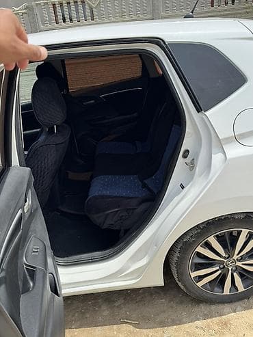 гольф стартер: Honda Fit: 2015 г., 1.5 л, Автомат, Бензин, Хэтчбэк — 5
