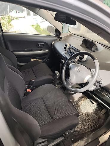 bew e39: Toyota Ist: 2003 г., 1.3 л, Автомат, Бензин, Хэтчбэк — 4