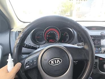 1: Kia Cerato: 2010 г., 1.6 л, Автомат, Бензин, Седан — 7