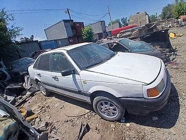 golf 2: Volkswagen Passat: 1990 г., 1.8 л, Механика, Бензин, Седан — 1