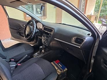 леопард авто: Peugeot : 2013 г., Седан — 6
