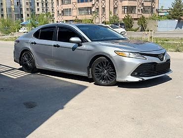 221 mercedes: Toyota Camry: 2018 г., 2.5 л, Автомат, Бензин, Седан — 3
