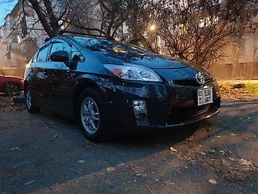 prius v: Toyota Prius: 2011 г., 1.8 л, Автомат, Гибрид, Хэтчбэк — 1