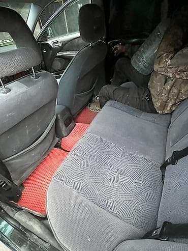 Toyota: Toyota Avensis: 2000 г., 2 л, Автомат, Бензин, Седан — 5