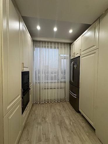 юг 2: 4 комнаты, 130 м², Элитка, 7 этаж, Дизайнерский ремонт — 2