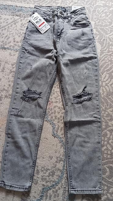 Джинсы новая на подростка