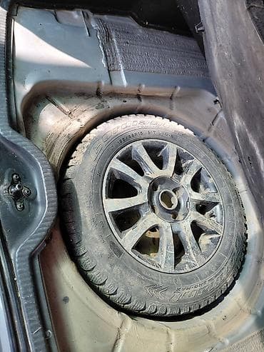 салон гольф 4: Ford Focus: 2003 г., 1.8 л, Механика, Бензин, Универсал — 2