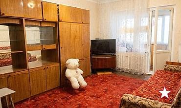 Батирлер: 3 бөлмө, 61 м², 6-мкр 105-серия, 9 кабат, Эски ремонт — 1