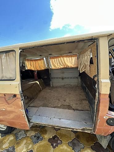 чехлы бу: Volkswagen Transporter: 1984 г., Бус — 6