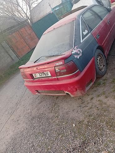 honda sara: Mazda 626: 1991 г., Седан — 6