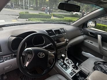 Транспорт: Toyota Highlander: 2011 г., 3.5 л, Автомат, Бензин, Кроссовер — 7