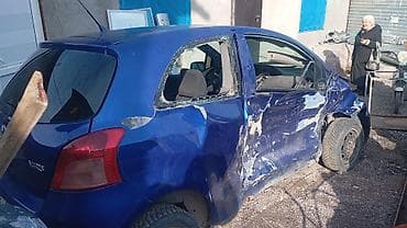 тоета ярист: Куплю дверь правый на Тойота Ярис как на фото — 2