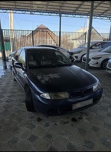 Mitsubishi Carisma: 1995 г., 1.8 л, Механика, Бензин, Лифтбек