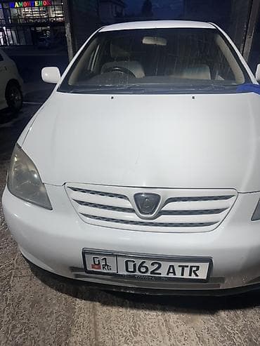 Toyota Allex: 2003 г., 1.5 л, Автомат, Бензин, Хэтчбэк