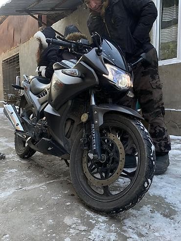 мотор 150 кубов: Спортбайк LIFAN, 250 куб. см, Бензин, Б/у — 1