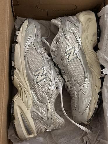 Кроссовки, 38, New Balance, Новый, цвет - Серебристый, Бесплатная доставка