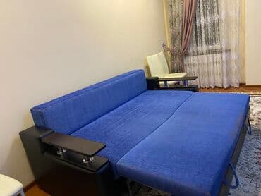 диван черный: Продаю диван в отличном состоянии, б/у синего цвета, цена договорная — 1