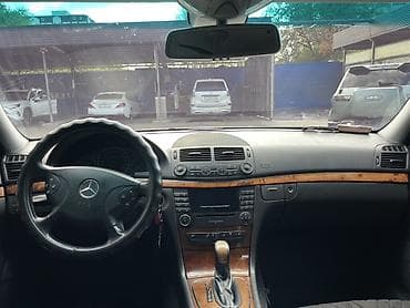 Mercedes-Benz E-Class: 2004 г., 2.6 л, Автомат, Бензин, Седан — 7