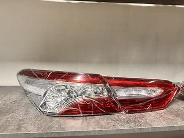 Задние стоп сигналы на Camry 70 euro Toyota - деталь TOYOTA JAPAN - at lalafo.kg Задние стоп сигналы на Camry 70 euro Toyota - деталь TOYOTA JAPAN -