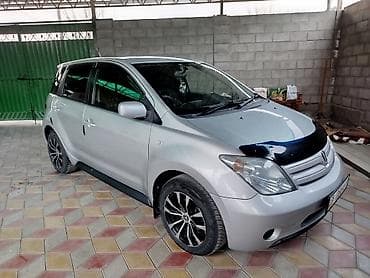 Toyota Ist: 2003 г., 1.3 л, Автомат, Бензин, Хэтчбэк