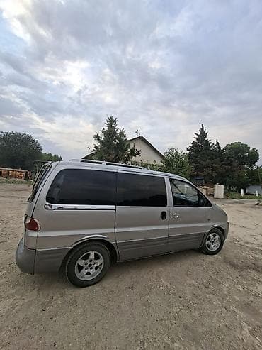 Продажа авто: Hyundai H-1: 2000 г., 2.5 л, Механика, Дизель, Минивэн — 8