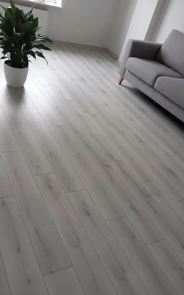 графити: Ламинат/виниловые напольные покрытия — профессиональная укладка под — 1