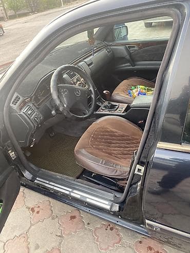 Продажа авто: Mercedes-Benz E-Class: 1998 г., 0.2 л, Механика, Бензин, Седан — 5
