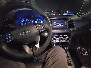 авансиер авансир: Hyundai Avante: 2019 г., 1.6 л, Автомат, Бензин, Седан — 9