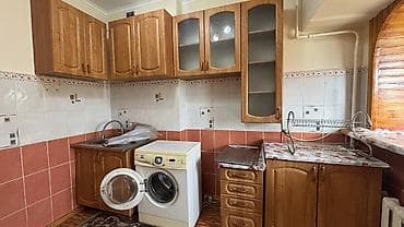 Кухонный гарнитур, цвет - Коричневый, Дерево