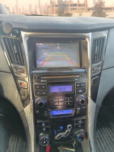 Hyundai Sonata: 2011 г., 2 л, Автомат, Газ, Седан — 10