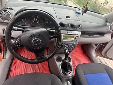 mazda 3: Mazda Demio: 2003 г., 1.4 л, Механика, Бензин, Хэтчбэк — 9