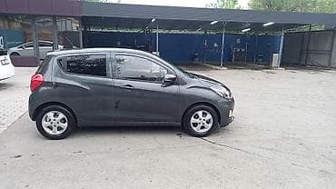 step wgn: Chevrolet Spark: 2019 г., 1 л, Автомат, Бензин, Хэтчбэк — 4