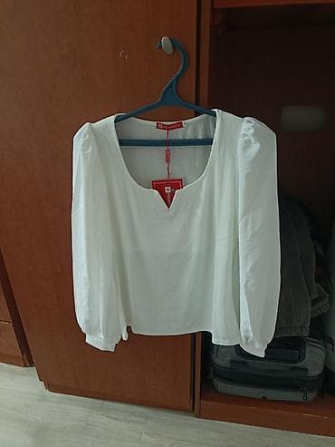 блузы женские: Белая женская блузка Promoda. - Цвет: белый. - Крой: полуприлегающий — 2