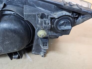 купить фары на гольф 4: Передняя правая фара Ford 2001 г., Б/у, Оригинал, Германия — 6