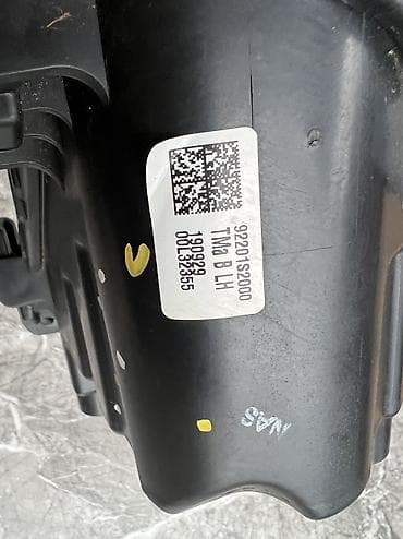 Трубки, патрубки, шланги: Левая противотуманная фара Hyundai 2020 г., Б/у, Оригинал, США — 6