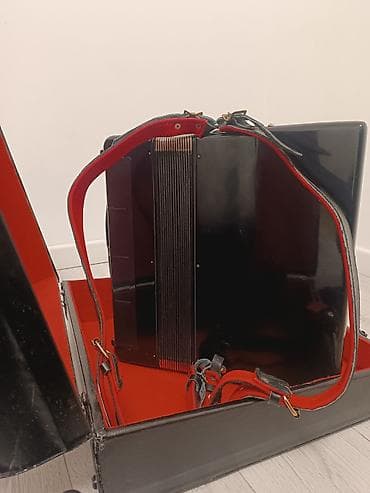 Музыкальные инструменты: Аккордеон сатылат "КАПРИЗ"полувольтместер — 2