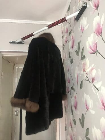 second hend: Продаю шикарную норковую шубу, рукава и воротник соболь, брали за — 5