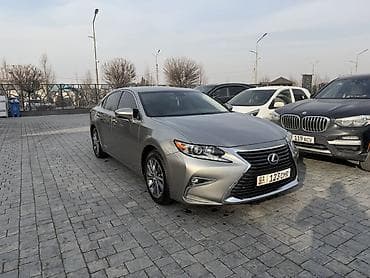 Lexus ES: 2017 г., Бензин