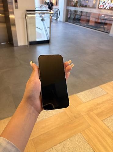 IPhone 15 Pro, Колдонулган, 128 ГБ, Natural Titanium, Заряддоочу түзүлүш, 87 %