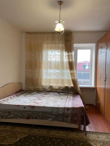 продаю дом алтын ордо по горького: 3 бөлмө, 49 кв. м, Жеке план, 5 кабат, Косметикалык ремонт — 4